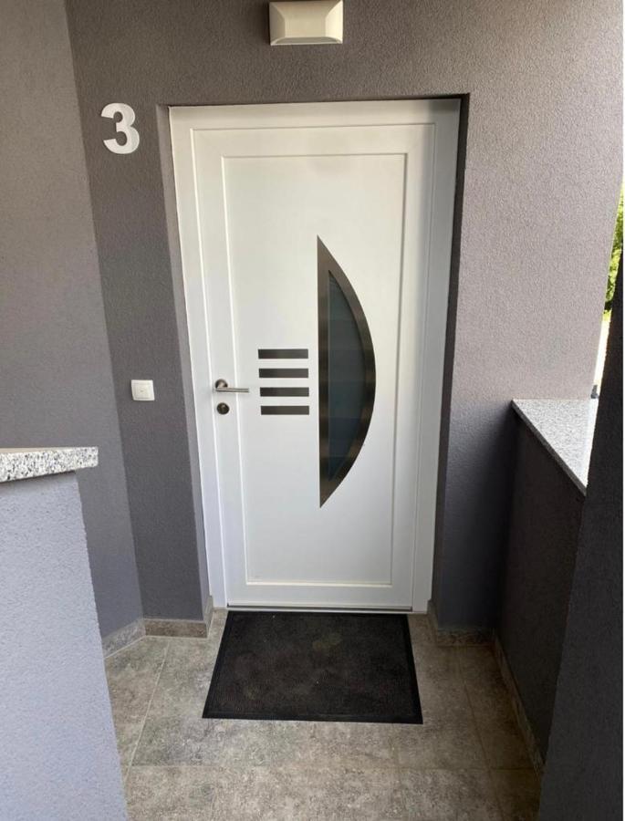 Apartmani Jedro Šilo Екстериор снимка